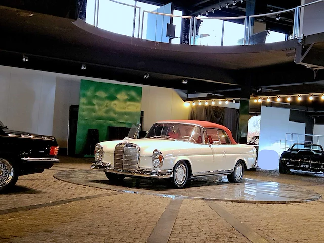 Mercedes-benz 250 se cabriolet automatic - afbeelding 12 van  58