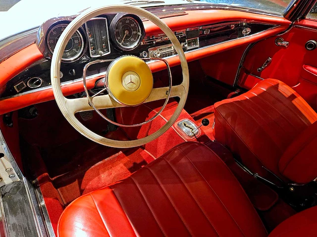 Mercedes-benz 250 se cabriolet automatic - afbeelding 36 van  58