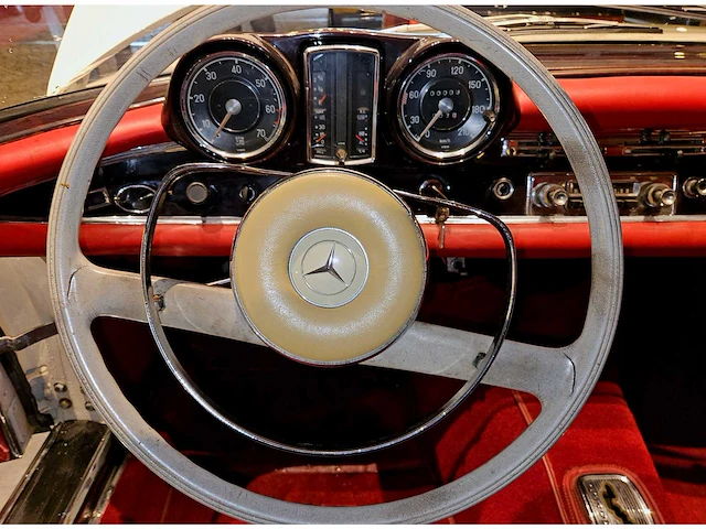 Mercedes-benz 250 se cabriolet automatic - afbeelding 44 van  58