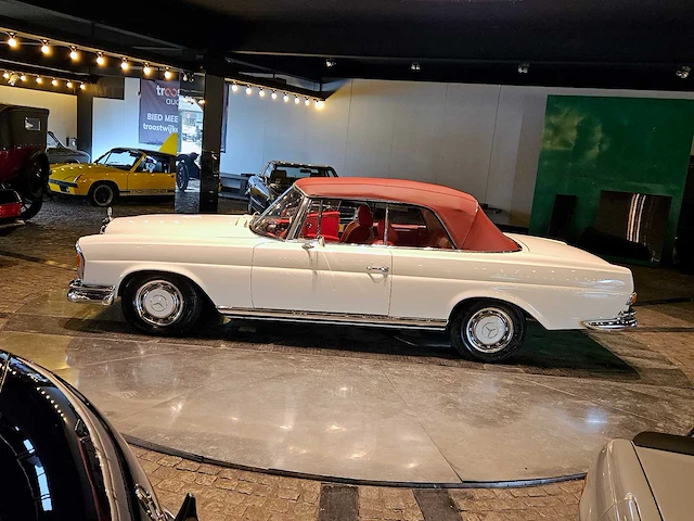 Mercedes-benz 250 se cabriolet automatic - afbeelding 34 van  58