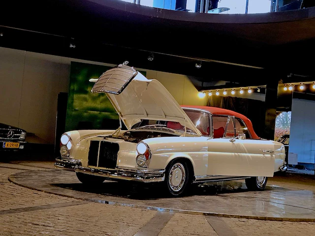Mercedes-benz 250 se cabriolet automatic - afbeelding 48 van  58