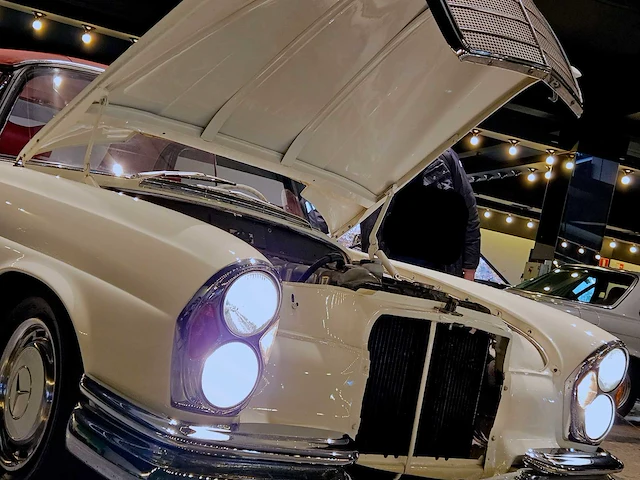 Mercedes-benz 250 se cabriolet automatic - afbeelding 49 van  58