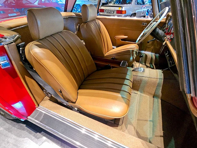 Mercedes-benz 250 sl 'pagode' automatic - afbeelding 16 van  52