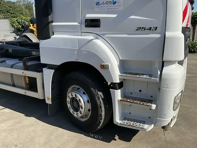 Mercedes-benz 2643 l 6x2/8.0 vrachtwagen met containersysteem - afbeelding 3 van  34