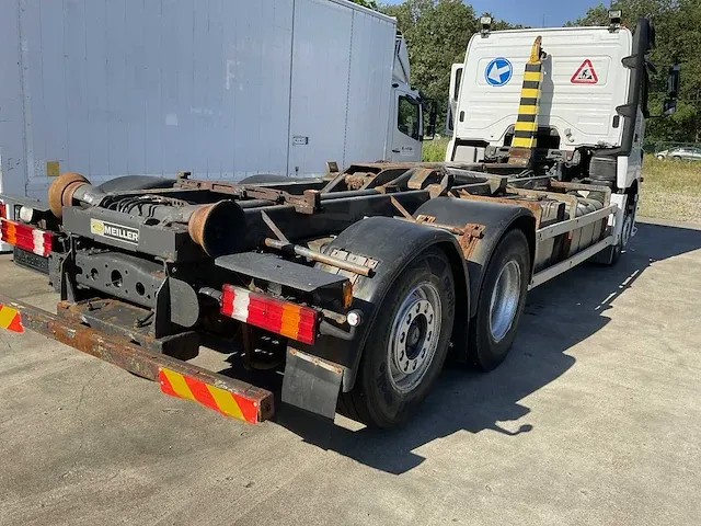Mercedes-benz 2643 l 6x2/8.0 vrachtwagen met containersysteem - afbeelding 4 van  34