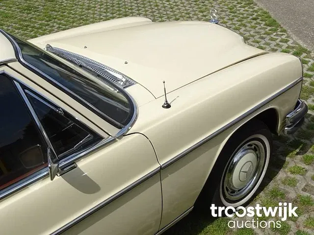 Mercedes-benz 280 /8 - afbeelding 9 van  49