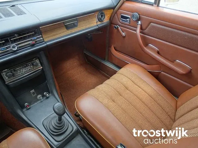 Mercedes-benz 280 /8 - afbeelding 33 van  49