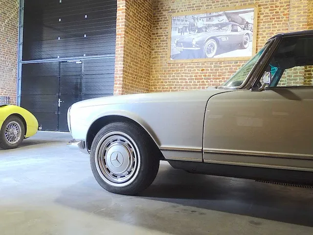 Mercedes-benz 280 sl 'pagode' automatic - afbeelding 3 van  50