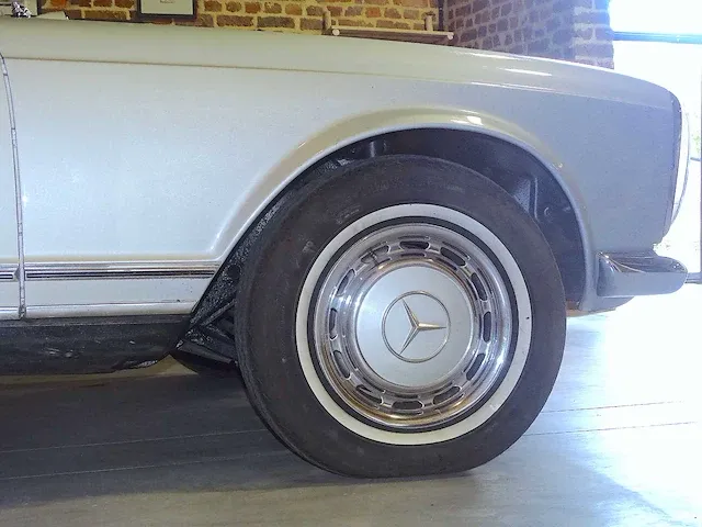 Mercedes-benz 280 sl 'pagode' automatic - afbeelding 13 van  50