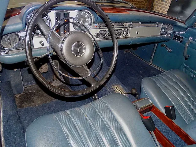 Mercedes-benz 280 sl 'pagode' automatic - afbeelding 25 van  50
