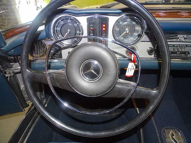 Mercedes-benz 280 sl 'pagode' automatic - afbeelding 32 van  50