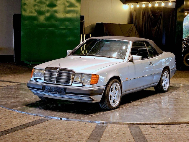 Mercedes-benz 300 ce -24 cabriolet benzine 1992 (marge) - afbeelding 1 van  1