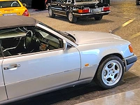Mercedes-benz 300 ce -24 cabriolet - afbeelding 10 van  46