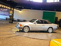 Mercedes-benz 300 ce -24 cabriolet - afbeelding 23 van  46