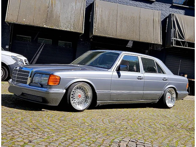 Mercedes-benz 300 se lowrider benzine 1990 (marge) - afbeelding 1 van  1