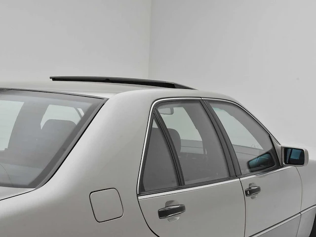 Mercedes-benz 300 se w140 3.2 - afbeelding 8 van  59