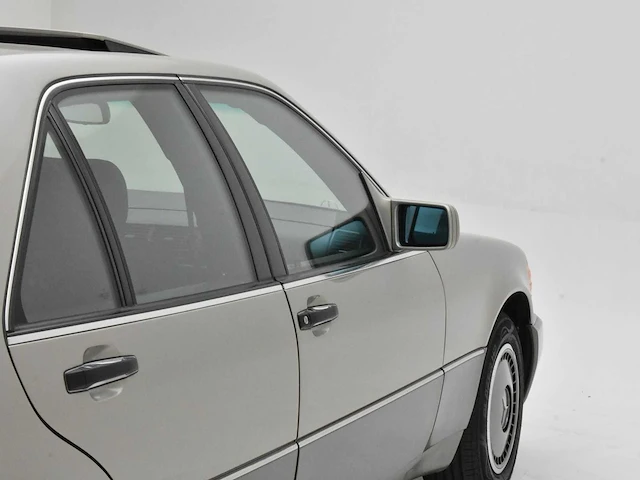 Mercedes-benz 300 se w140 3.2 - afbeelding 9 van  59