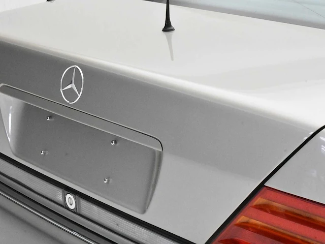 Mercedes-benz 300 se w140 3.2 - afbeelding 11 van  59