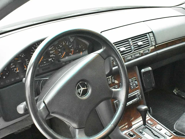 Mercedes-benz 300 se w140 3.2 - afbeelding 18 van  59