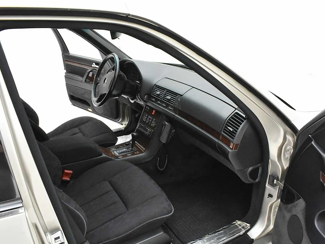 Mercedes-benz 300 se w140 3.2 - afbeelding 30 van  59