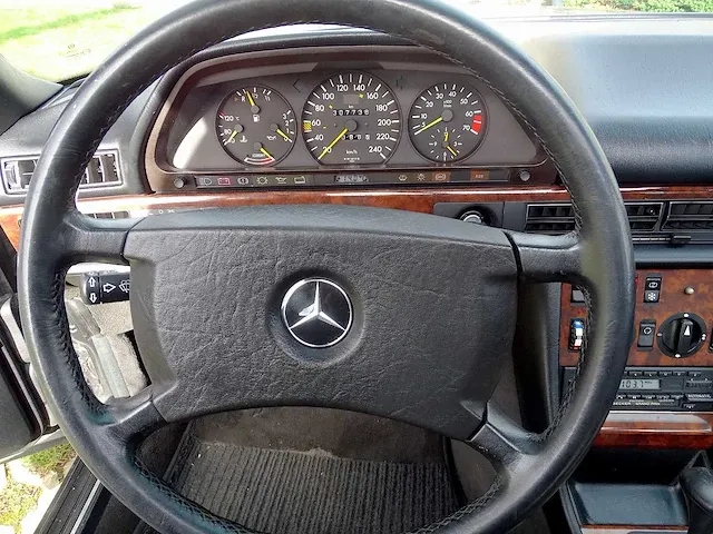 Mercedes-benz 300 se - afbeelding 37 van  55