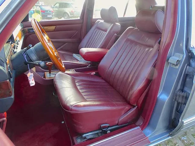 Mercedes-benz 300 sel - afbeelding 29 van  50