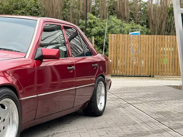 Mercedes-benz 300 w124, 1990 - afbeelding 12 van  42