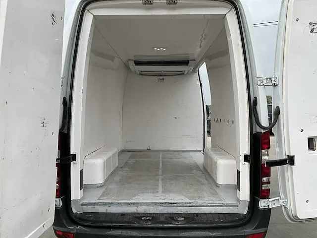 Mercedes-benz 313cdi sprinter bestelwagen met gekoelde laadruimte - afbeelding 4 van  16