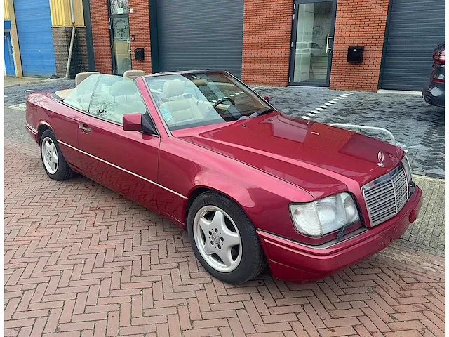 Mercedes-benz 320 ce cabriolet - afbeelding 2 van  23