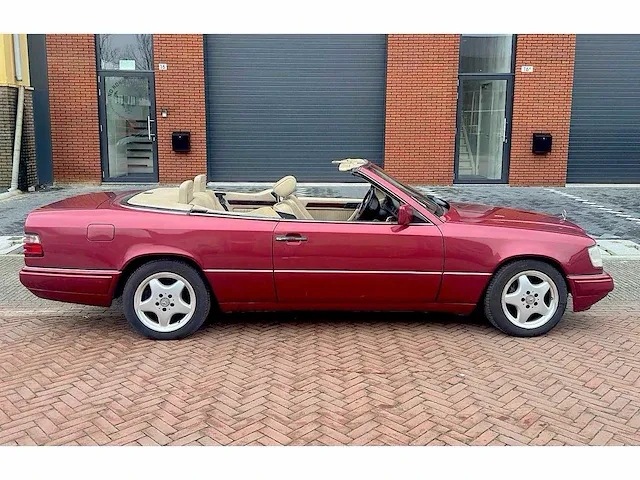 Mercedes-benz 320 ce cabriolet - afbeelding 18 van  23