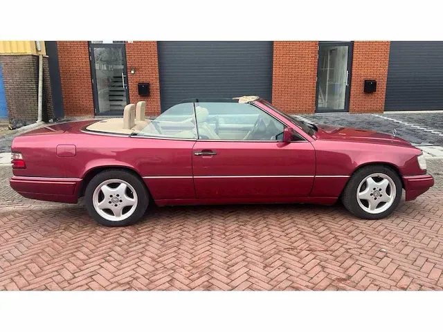 Mercedes-benz 320 ce cabriolet - afbeelding 22 van  23