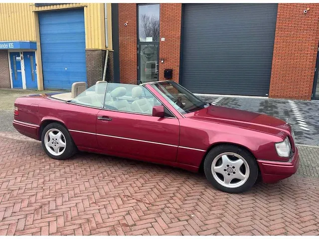Mercedes-benz 320 ce cabriolet - afbeelding 23 van  23