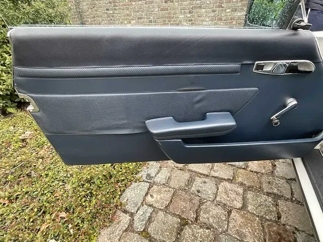 Mercedes-benz 350 slc - 1972 - afbeelding 4 van  29