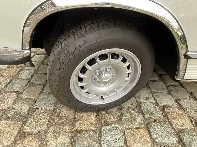 Mercedes-benz 350 slc - 1972 - afbeelding 14 van  29