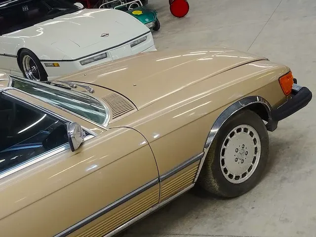 Mercedes-benz 380 sl (barn-find) - afbeelding 9 van  50