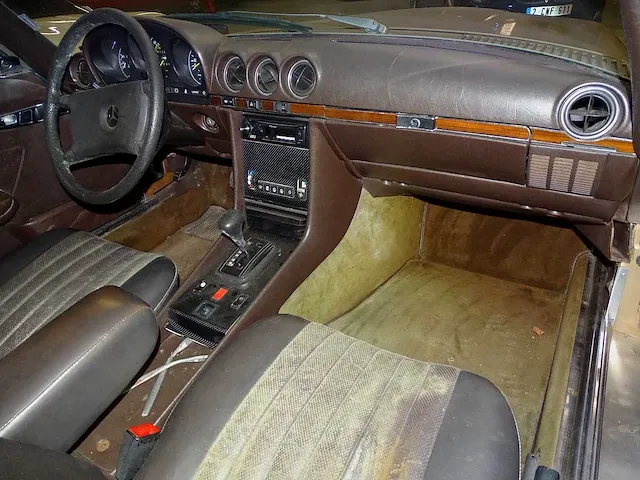 Mercedes-benz 380 sl (barn-find) - afbeelding 13 van  50