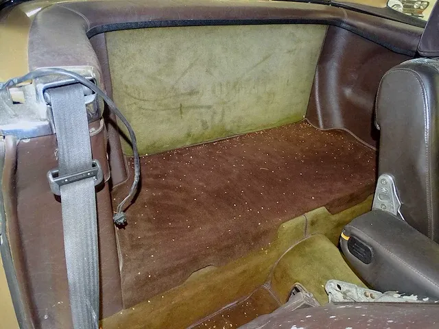 Mercedes-benz 380 sl (barn-find) - afbeelding 17 van  50