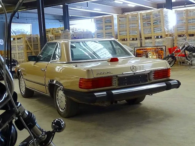 Mercedes-benz 380 sl (barn-find) - afbeelding 23 van  50