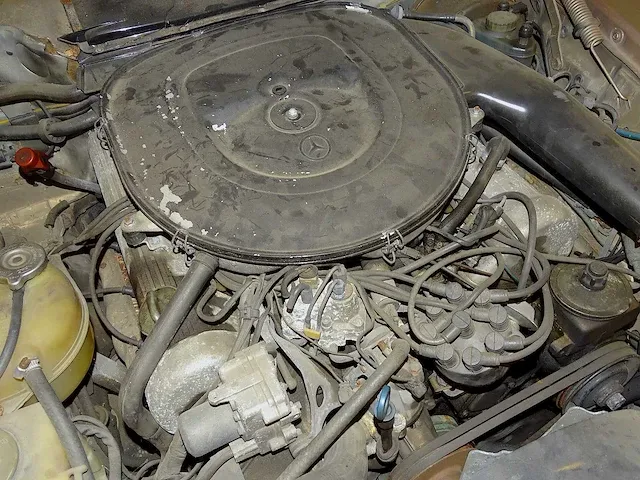 Mercedes-benz 380 sl (barn-find) - afbeelding 39 van  50