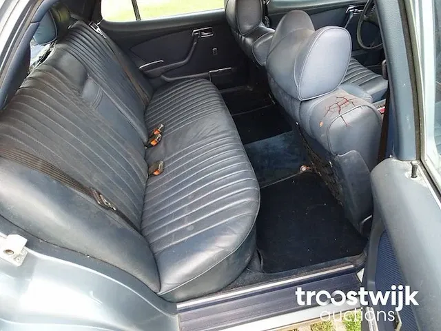 Mercedes-benz 450 sel 6.9 - afbeelding 25 van  49