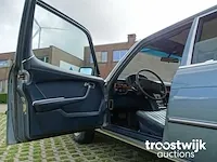 Mercedes-benz 450 sel 6.9 - afbeelding 32 van  49