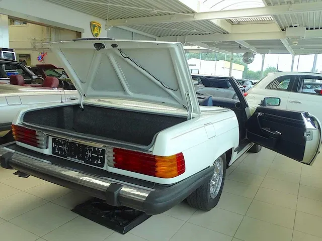 Mercedes-benz 450 sl - afbeelding 16 van  39