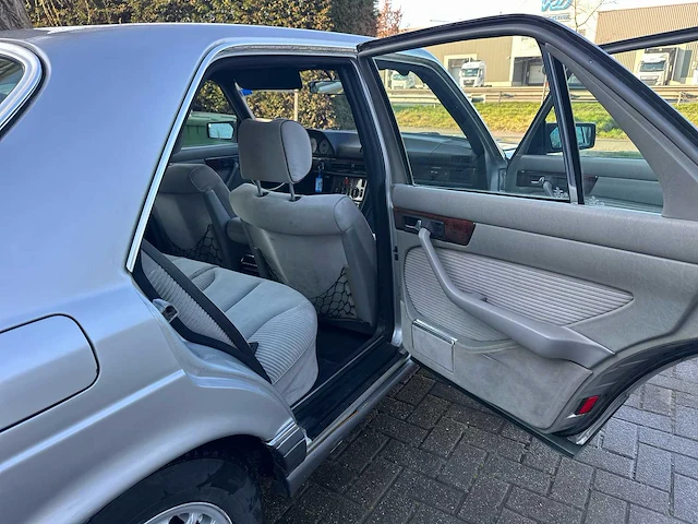 Mercedes-benz 500se, 1983 - afbeelding 13 van  29
