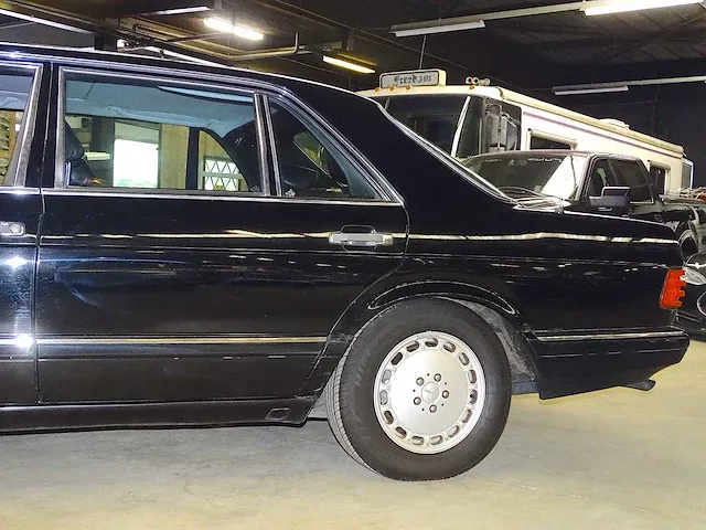 Mercedes-benz 560 sel, 36-pnb-1 - afbeelding 3 van  48