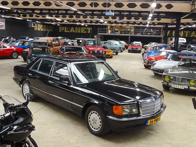 Mercedes-benz 560 sel, 36-pnb-1 - afbeelding 43 van  48