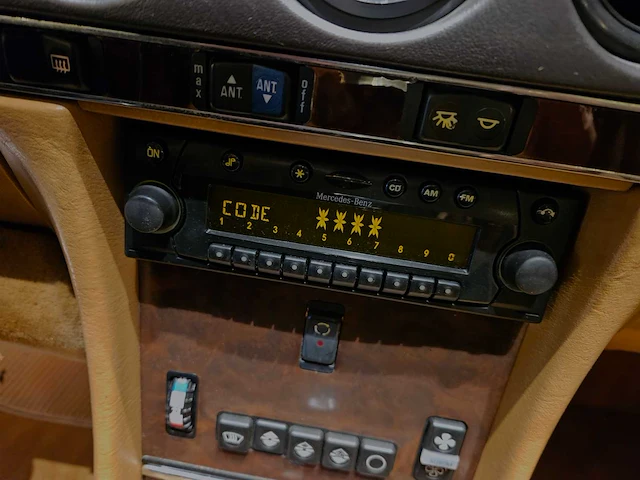 Mercedes-benz 560 sl, k-291-fr - afbeelding 42 van  59
