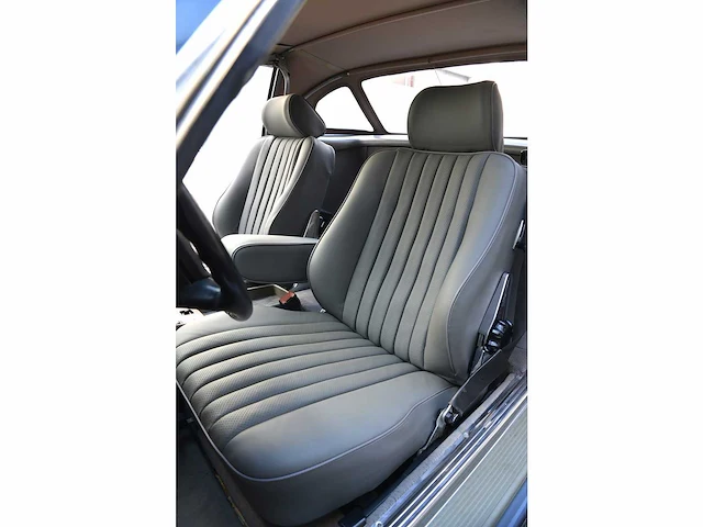 Mercedes-benz 560 sl - afbeelding 46 van  63