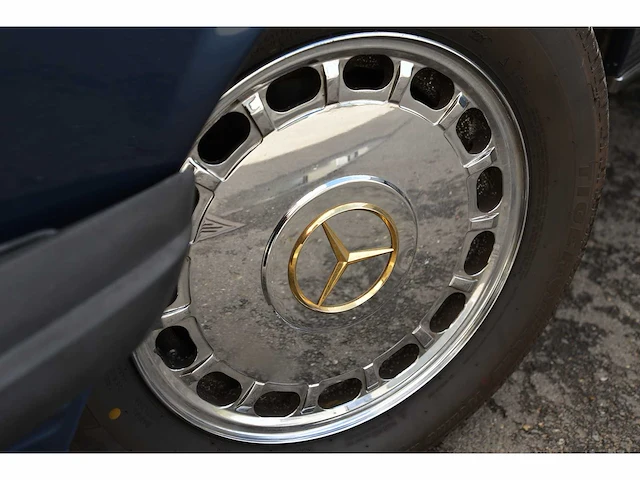 Mercedes-benz 560 sl - afbeelding 9 van  63