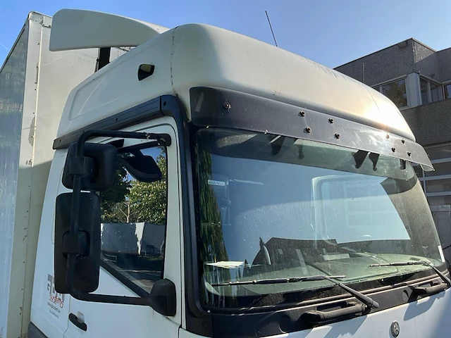 Mercedes-benz 823l vrachtwagen - afbeelding 10 van  37