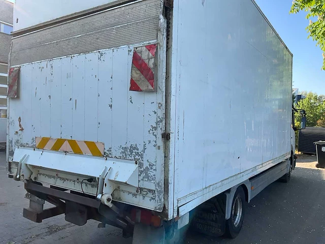 Mercedes-benz 823l vrachtwagen - afbeelding 14 van  37